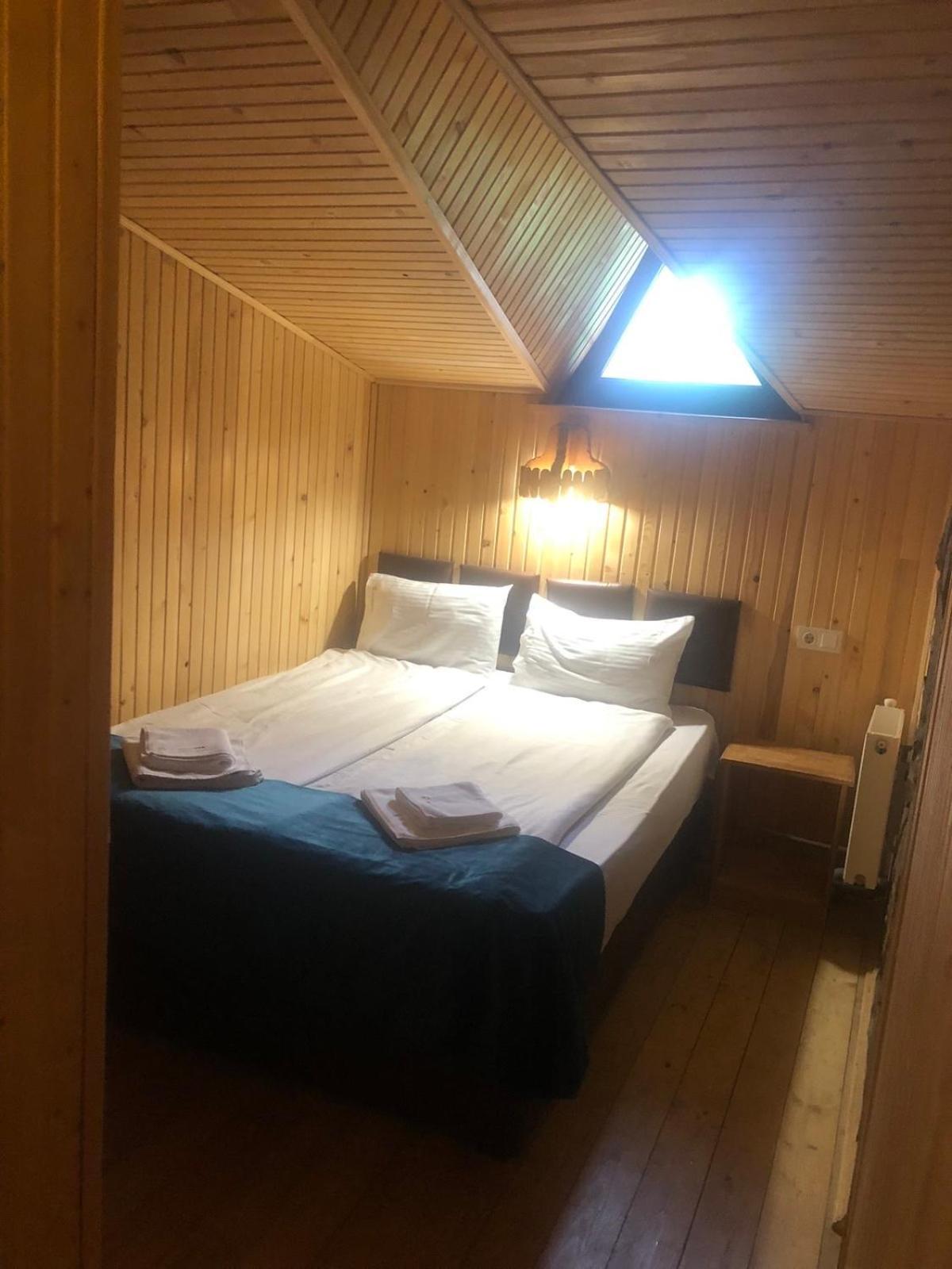Villa Mishelter Myhove Esterno foto